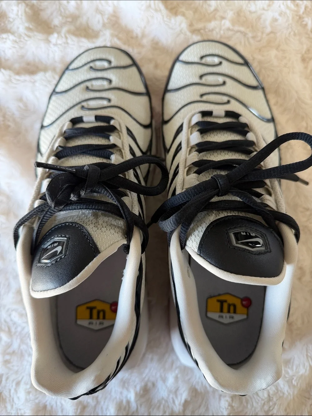 🔥 NIKE AIR MAX TN🔥 Women’s size 7.5